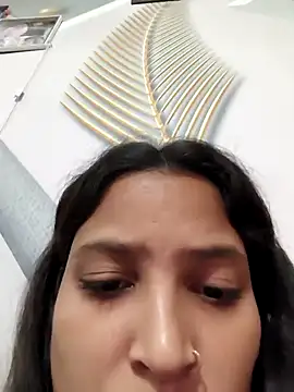 Anshika1431 online show from November 2025 04:55:01 AM