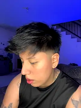 Snapshot of LiamSmith_1 chatting on October 2025 07:59:01 PM LiamSmith 1 online show from October 2025 07:59:01 PM