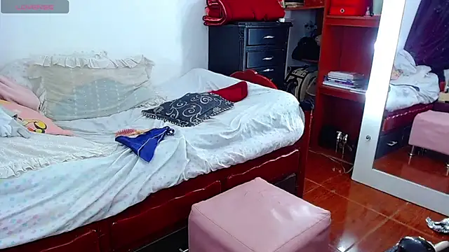 MariamGray1 online show from February 2026 09:35:01 PM