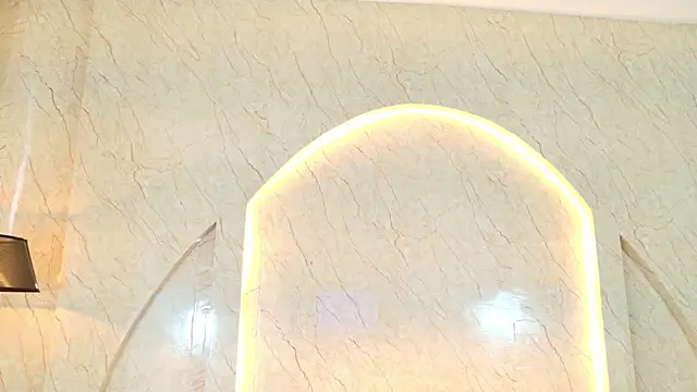 Antonella Russo1 online show from March 2026 01:00:02 PM