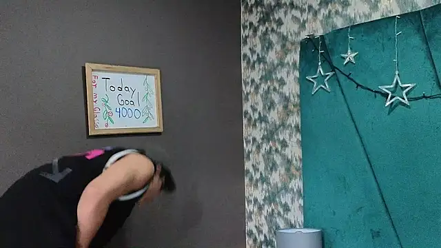 Snapshot of Aaron_Eze chatting on January 2026 08:46:02 PM Aaron Eze online show from January 2026 08:46:02 PM