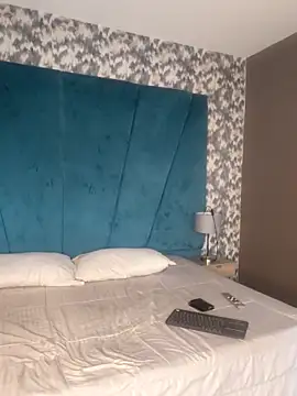 Snapshot of Aaron_Eze chatting on February 2026 08:25:02 PM Aaron Eze online show from February 2026 08:25:02 PM