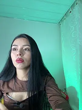 Snapshot of Midori_rosse chatting on May 2026 10:59:01 PM Midori rosse online show from May 2026 10:59:01 PM