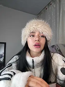 Snapshot of Midori_rosse chatting on May 2026 12:52:01 AM Midori rosse online show from May 2026 12:52:01 AM