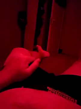 Niceboy0101 online show from October 2025 08:31:02 PM
