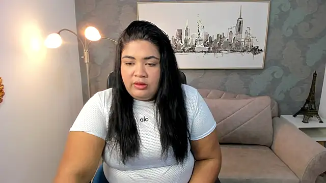 Snapshot of Sara_clk chatting on April 2026 06:25:01 PM Sara clk online show from April 2026 06:25:01 PM