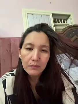 Bigtitsass81 online show from March 2026 05:38:02 PM