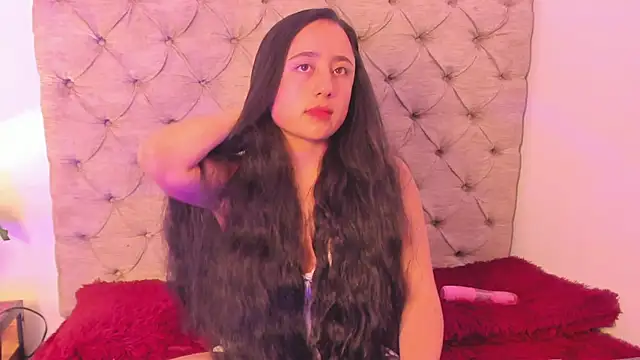 Samanta Fischer online show from November 2025 11:31:02 AM