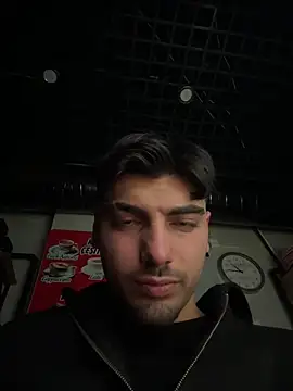 emir343475 online show from December 2025 07:41:02 PM