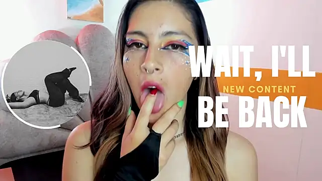 moon winy online show from October 2025 11:06:02 AM