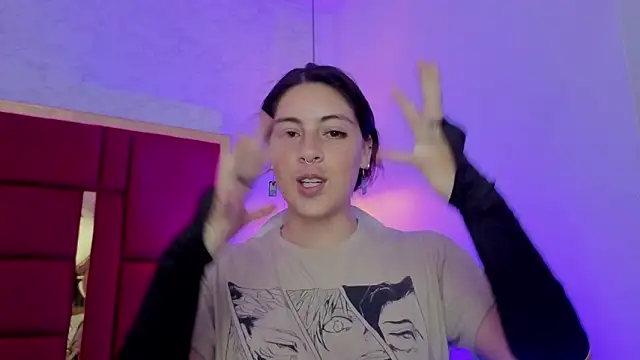 moon winy online show from February 2026 11:22:01 AM