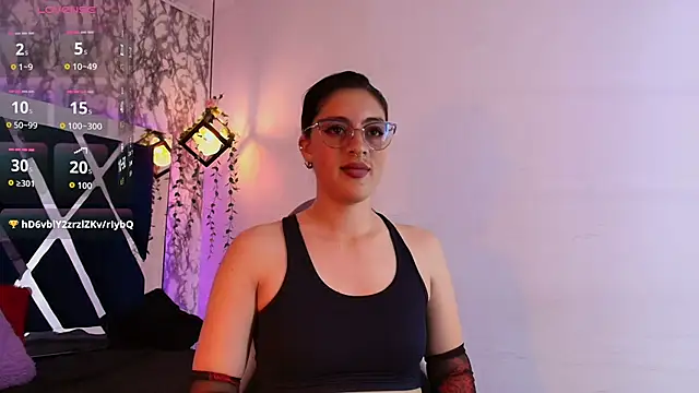 Snapshot of moon_winy chatting on May 2026 04:15:02 PM moon winy online show from May 2026 04:15:02 PM