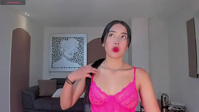 Snapshot of ScarlettBlaze_ chatting on November 2025 12:05:02 PM ScarlettBlaze online show from November 2025 12:05:02 PM