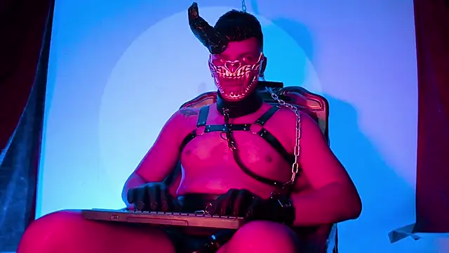 Master Connor BDSM online show from May 2026 11:13:01 PM