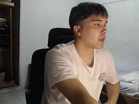 CuteAlexBoy online show from February 2026 05:30:01 PM