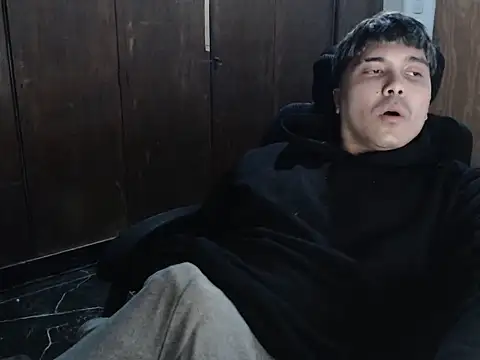 CuteAlexBoy online show from June 2026 07:29:01 PM