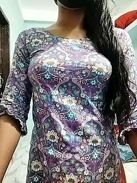 Snapshot of Ratri-Biswas chatting on June 2026 04:51:01 PM Ratri-Biswas online show from June 2026 04:51:01 PM