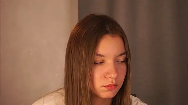 BrynnHolverson online show from October 2025 07:15:01 PM