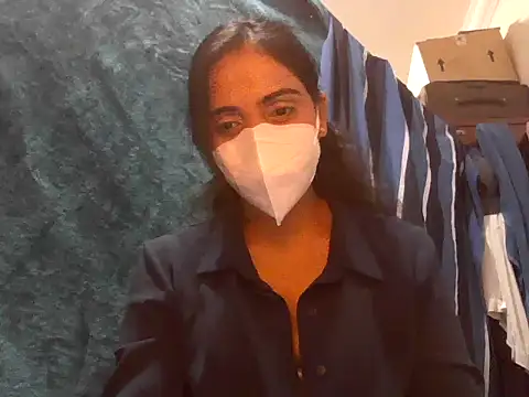 shainiasha1 online show from May 2026 04:59:02 PM