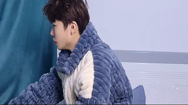 Stuffy-111 online show from November 2025 10:47:02 AM