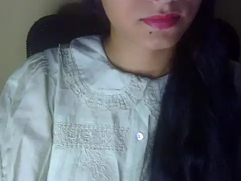 Snapshot of Shezi_N chatting on July 2026 01:47:02 PM Shezi N online show from July 2026 01:47:02 PM