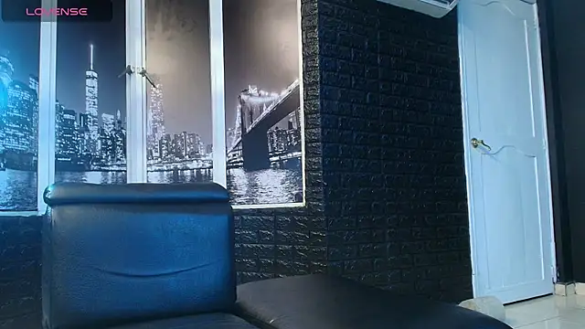 axel fox21 online show from October 2025 02:56:01 AM
