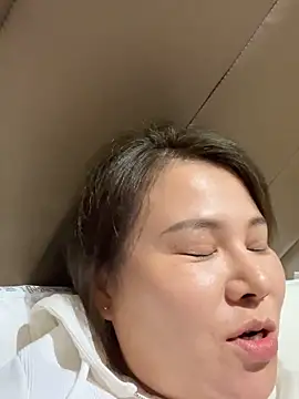 Alice9988 online show from November 2025 02:17:01 PM