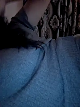 Snapshot of Ariana381 chatting on October 2025 09:49:01 PM Ariana381 online show from October 2025 09:49:01 PM