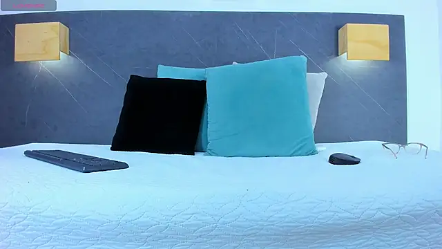 iamdoll online show from February 2026 08:58:01 PM