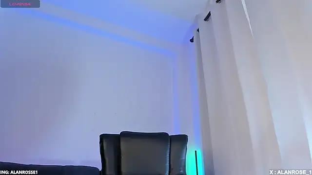 AlanRose01 online show from October 2025 04:24:02 PM