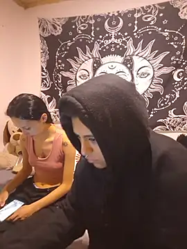 Snapshot of emily_n_abby chatting on July 2026 01:02:02 PM emily n abby online show from July 2026 01:02:02 PM
