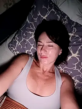 Luna 7777 online show from November 2025 11:29:01 PM