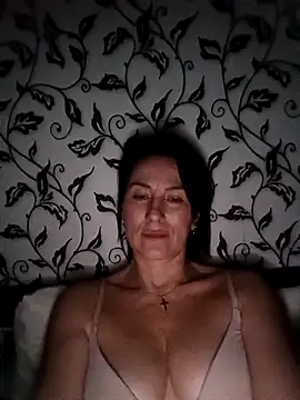 Luna 7777 online show from March 2026 05:28:02 PM