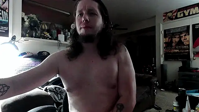 biggerisbetter12 online show from October 2025 09:43:01 AM