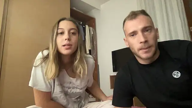 La bionda0514 online show from October 2025 11:54:02 PM