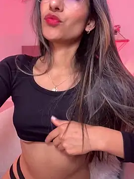 Snapshot of elegant__rouse chatting on April 2026 11:38:02 PM elegant rouse online show from April 2026 11:38:02 PM