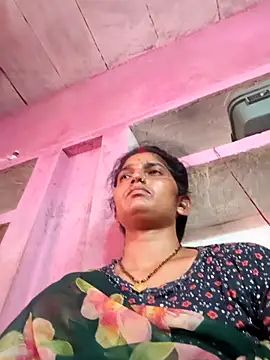 Snapshot of Pooja_shre chatting on May 2026 11:26:02 AM Pooja shre online show from May 2026 11:26:02 AM