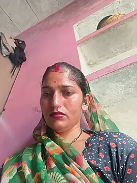 Snapshot of Pooja_shre chatting on June 2026 02:03:01 AM Pooja shre online show from June 2026 02:03:01 AM
