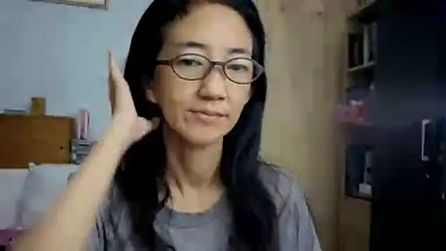 princessD077 online show from February 2026 10:42:01 PM