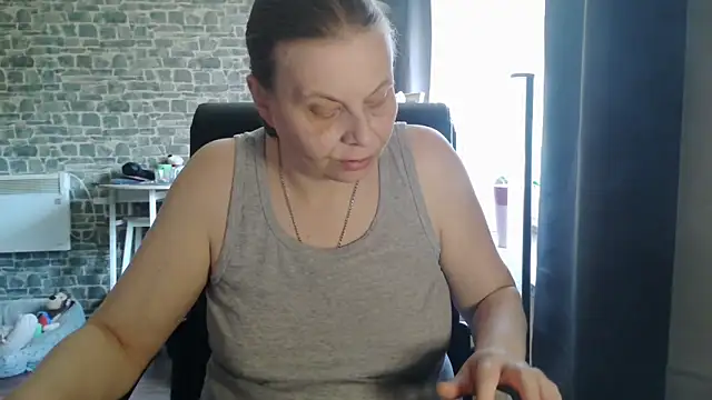 Diamond Bite online show from October 2025 09:17:01 AM