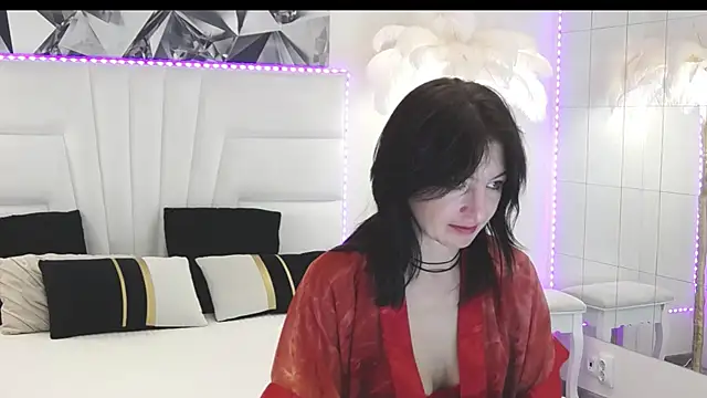 Snapshot of AfroditaNyxx chatting on October 2025 08:37:01 AM AfroditaNyxx online show from October 2025 08:37:01 AM