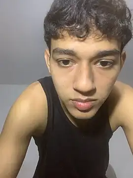 Snapshot of Alex_king17 chatting on July 2026 05:00:02 AM Alex king17 online show from July 2026 05:00:02 AM