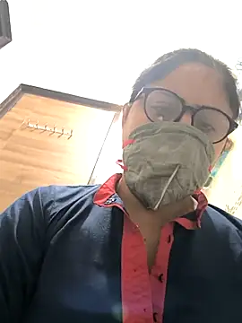 Lovely Tannu online show from December 2025 12:34:02 PM