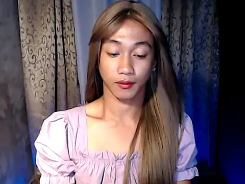 taylaxuxu online show from February 2026 09:24:02 PM