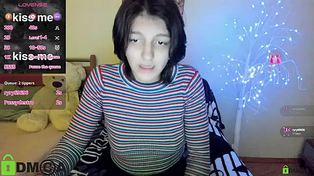 A Skyy online show from February 2026 10:44:01 PM