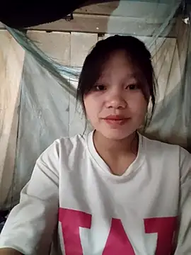 linh-miu99 online show from February 2026 01:50:01 AM