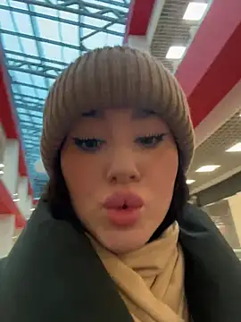 KiraSunshine online show from November 2025 04:13:02 AM