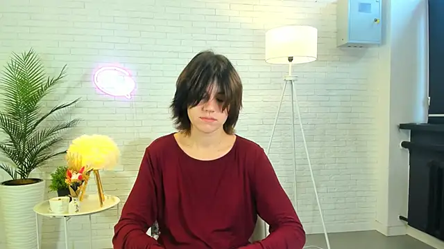 ShandaHenein online show from October 2025 08:37:02 AM