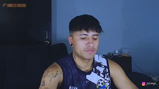 Snapshot of jhon_mendoza_ chatting on October 2025 02:54:01 PM jhon mendoza online show from October 2025 02:54:01 PM