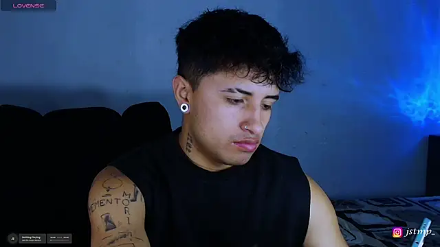 Snapshot of jhon_mendoza_ chatting on November 2025 06:31:02 PM jhon mendoza online show from November 2025 06:31:02 PM